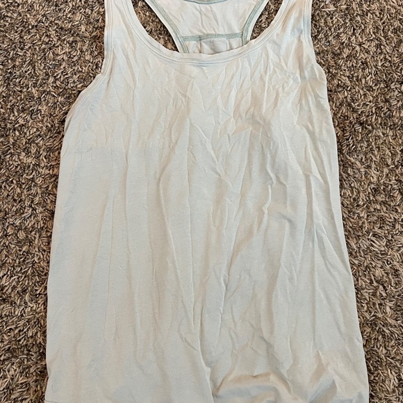 Lululemon twist back racerback super soft light gray tanktop size 4 - Picture 2 of 4